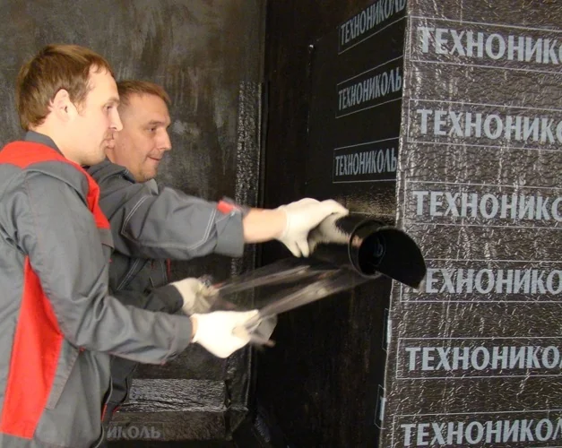 zashchishchaem_chastnyy_dom_ot_vody_gidroizolyatsiya_svoimi_rukami_6 zashchishchaem_chastnyy_dom_ot_vody_gidroizolyatsiya_svoimi_rukami_66